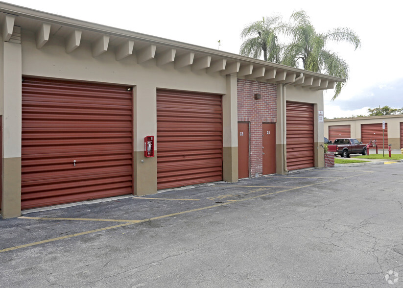 991 S State Road 7, Fort Lauderdale, FL for rent - Building Photo - Image 2 of 4