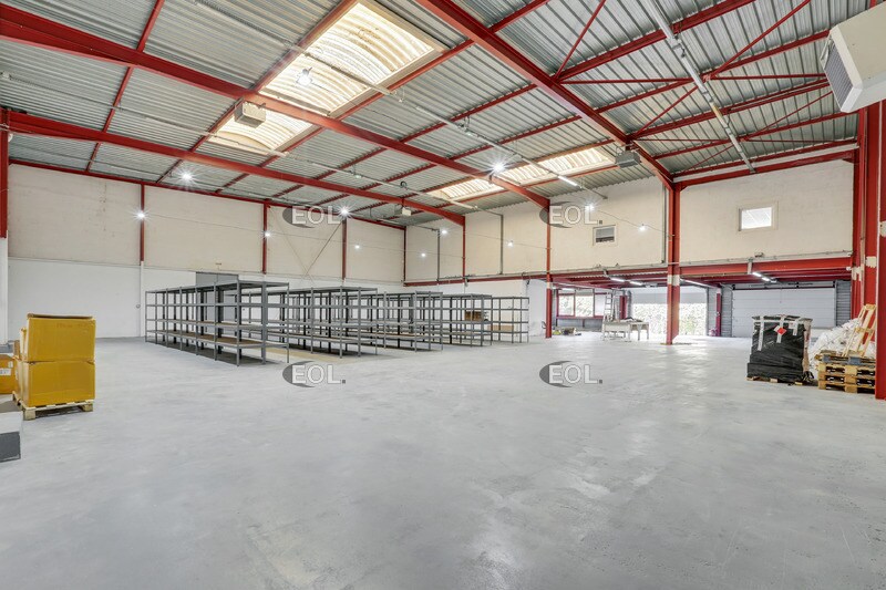 Industrial in Créteil to rent - Building Photo - Image 3 of 11