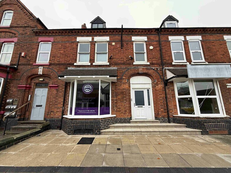 192-194 Nantwich Rd, Crewe for sale - Building Photo - Image 2 of 13