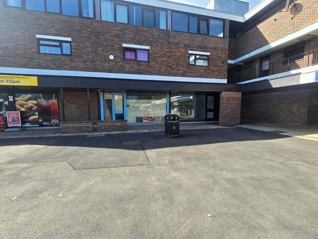 More details for The Parade, Pagham, Bognor Regis - Retail to Rent