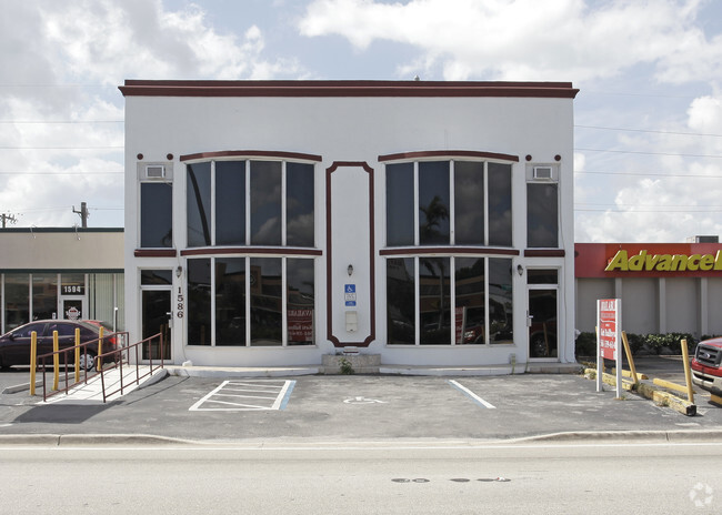 More details for 1586 E Commercial Blvd, Fort Lauderdale, FL - Retail for Sale