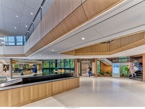 100 Berwyn Park, Berwyn, PA to rent Interior Photo- Image 2 of 11