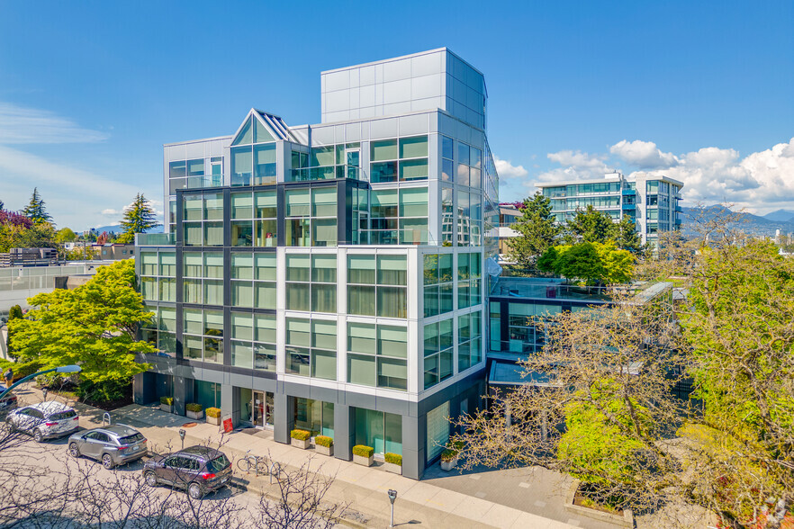 1765 W 8th Ave, Vancouver, BC for rent - Building Photo - Image 1 of 5