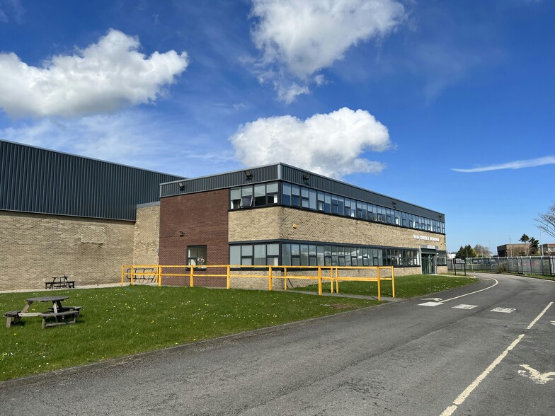 Mill Hl, Peterlee to rent - Building Photo - Image 3 of 7