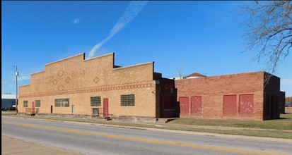 302 NW Main St, Gravette, AR for sale Primary Photo- Image 1 of 1