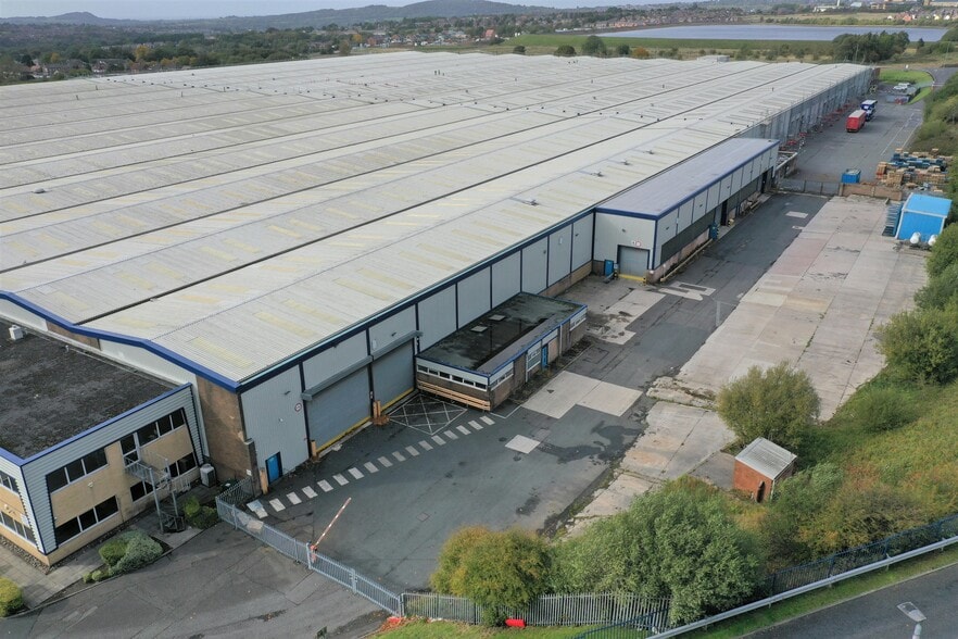 Walker Industrial Estate, Walker Rd, Blackburn to rent - Building Photo - Image 3 of 36