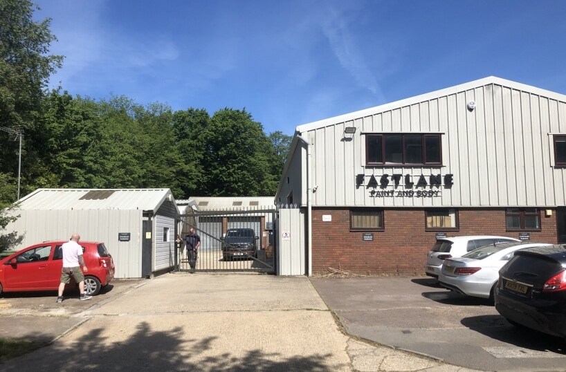 35 Soothouse Spring, St Albans for sale Primary Photo- Image 1 of 1