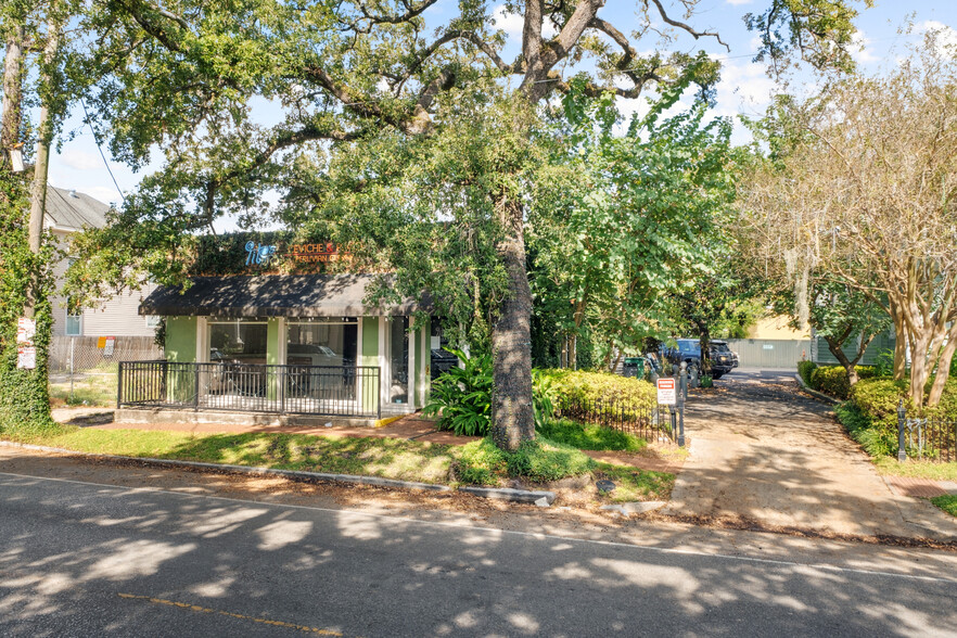 5015 Magazine St, New Orleans, LA for rent - Building Photo - Image 2 of 14