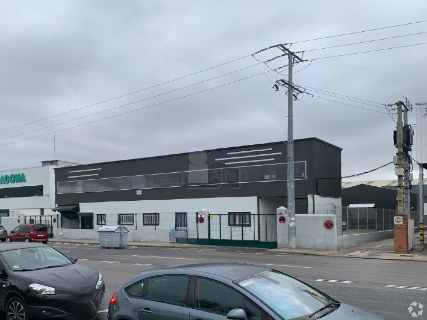 Industrial in Leganés, Madrid for sale Primary Photo- Image 1 of 17