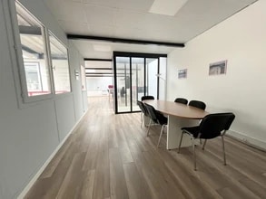 Rue Des Cayennes, Conflans-Sainte-Honorine for sale Interior Photo- Image 1 of 8