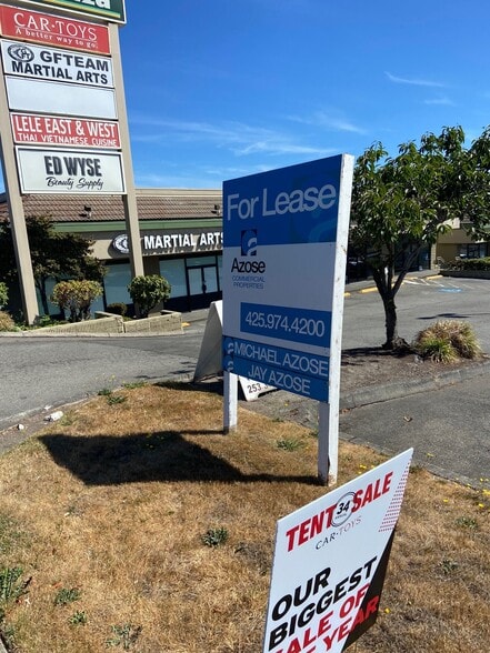 5015-5225 Tacoma Mall Blvd, Tacoma, WA for rent - Building Photo - Image 1 of 11