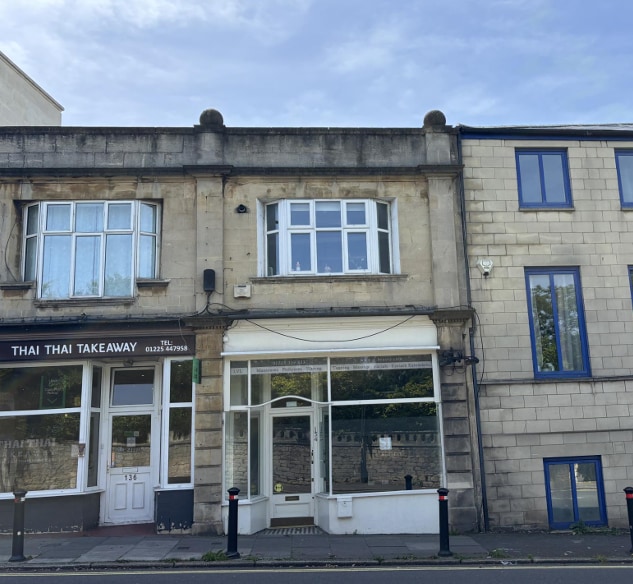 134 Wells Rd, Bath to rent Primary Photo- Image 1 of 2