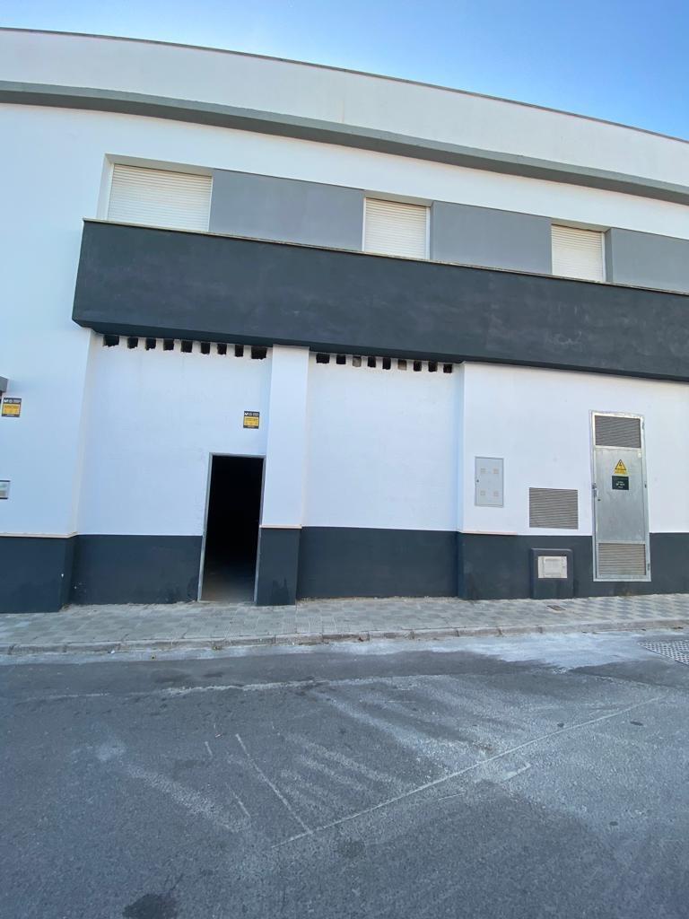Retail in Pilas for sale Building Photo- Image 1 of 9