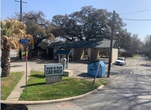 3302 N Saint Marys St, San Antonio, TX for rent Primary Photo- Image 1 of 2