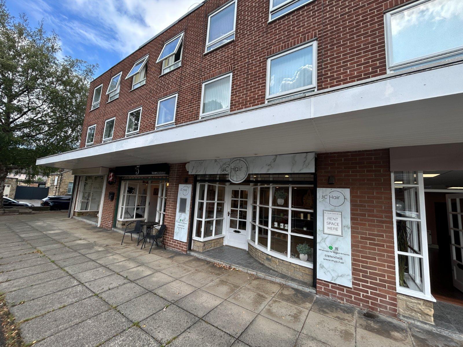 5 Barn Close, Ilkley to rent Building Photo- Image 1 of 2