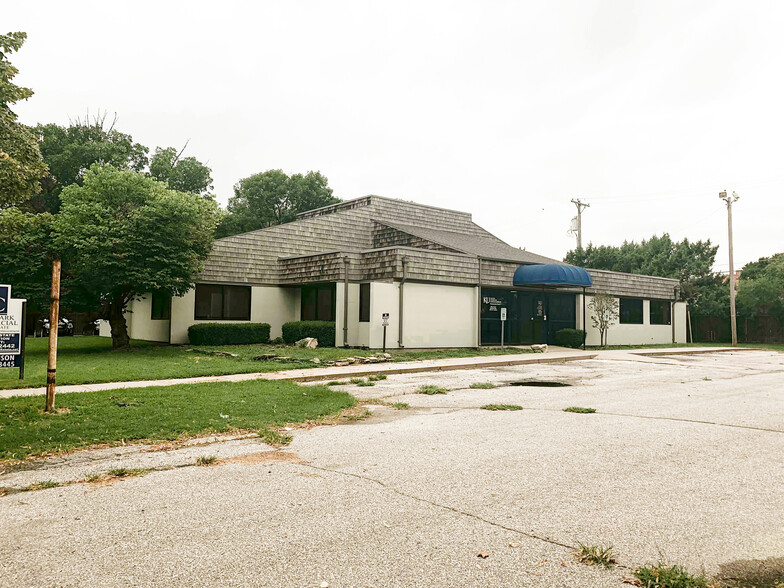 1125 N Topeka St, Wichita, KS for rent - Building Photo - Image 1 of 3