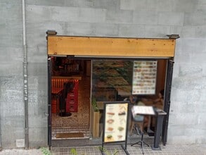 Retail in Barcelona, Barcelona to rent Interior Photo- Image 1 of 7