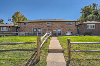 6160 W 17th Ave, Lakewood, CO for sale Primary Photo- Image 1 of 39