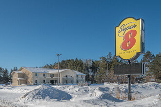 1020 E 1st St, Park Rapids, MN for sale Primary Photo- Image 1 of 1