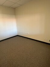 300-336 S Abel St, Milpitas, CA for rent Building Photo- Image 2 of 9