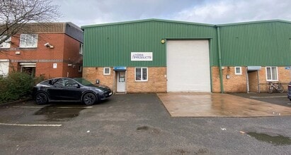 Pearce Way, Gloucester to rent Building Photo- Image 1 of 8