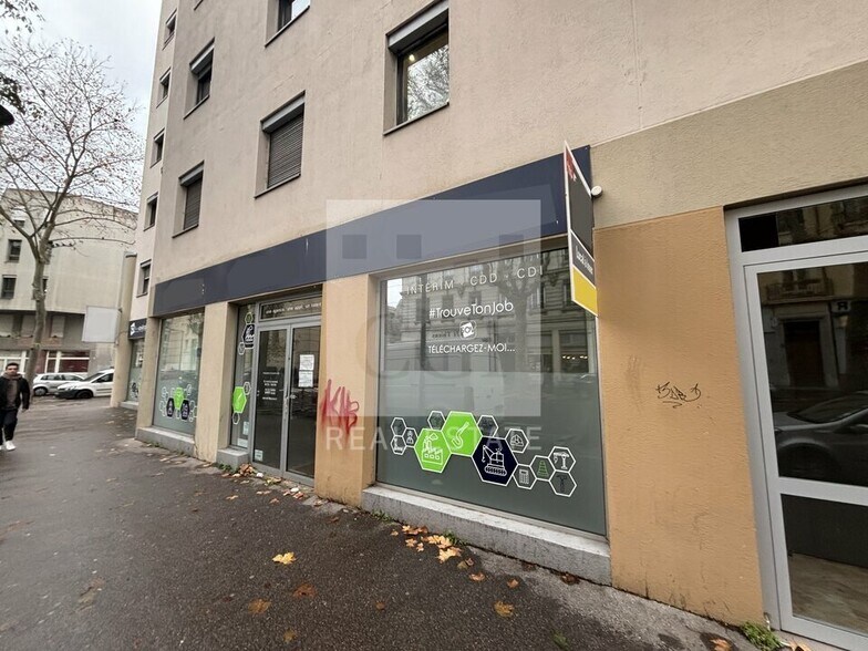 7 Avenue Antoine Dutriévoz, Villeurbanne to rent - Building Photo - Image 1 of 9