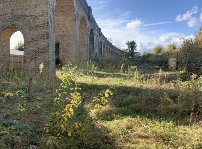 More details for 94 Angel Rd, Thames Ditton - Land to Rent