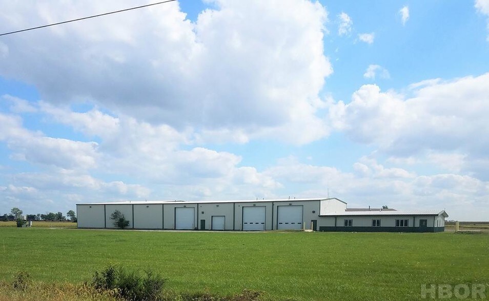 24333 Deshler Rd, Deshler, OH 43516 UK