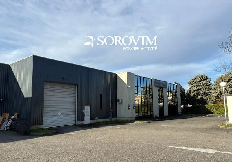 Office in Genas to rent Building Photo- Image 1 of 11