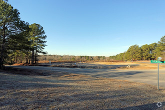 1306 Hockaday Rd, Four Oaks, NC for sale Primary Photo- Image 1 of 1