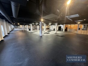 76-90 High St, Solihull to rent Interior Photo- Image 1 of 2