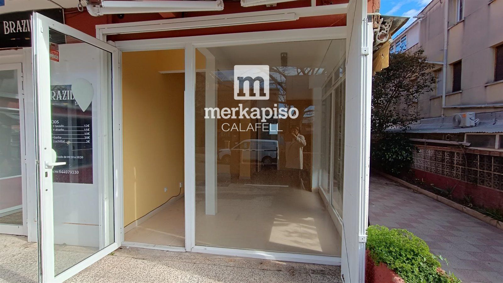 Avenida Catalunya, 16, Calafell, Tarragona to rent Primary Photo- Image 1 of 3