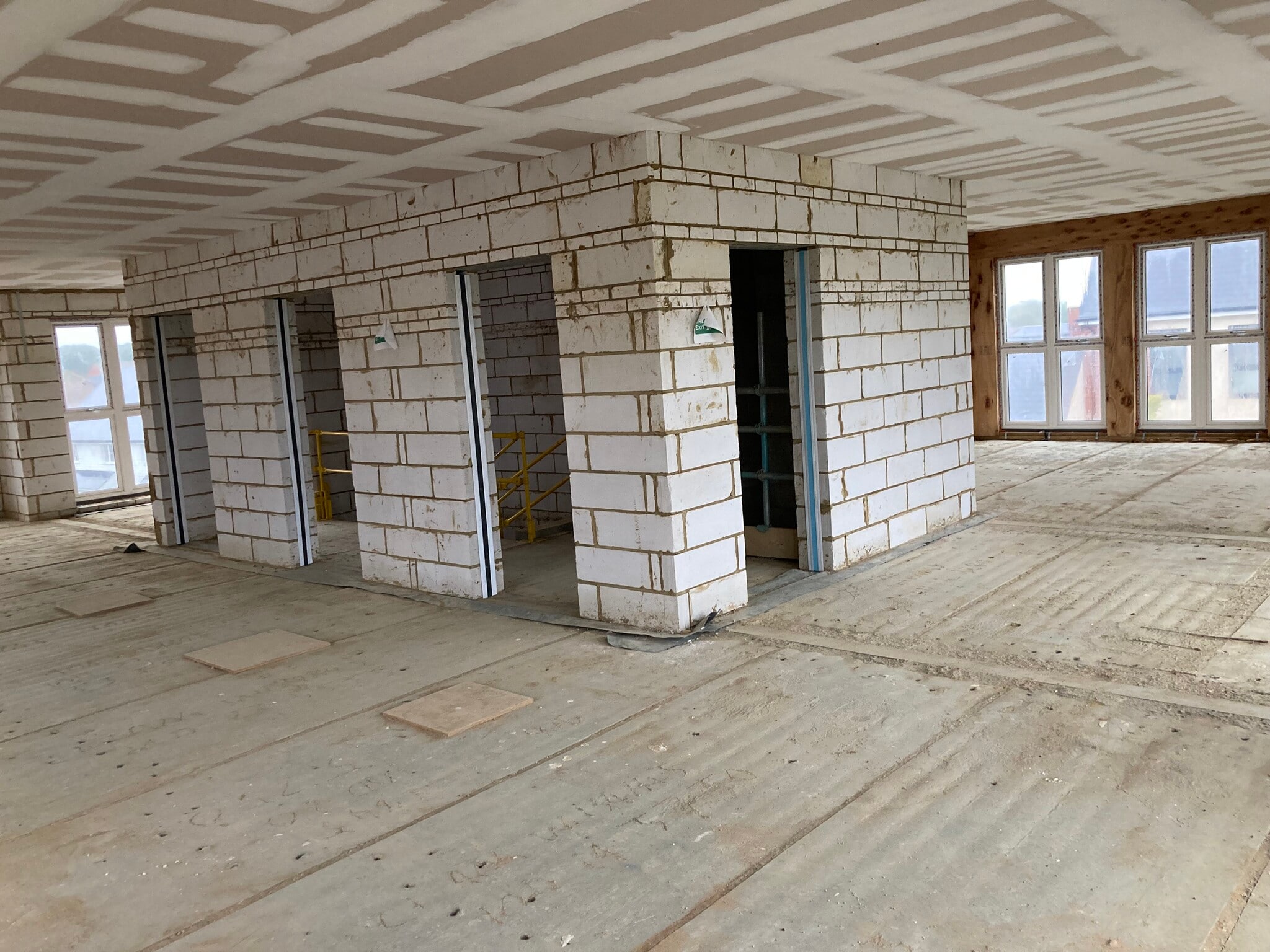 Brambling Ave, Ashford to rent Building Photo- Image 1 of 2