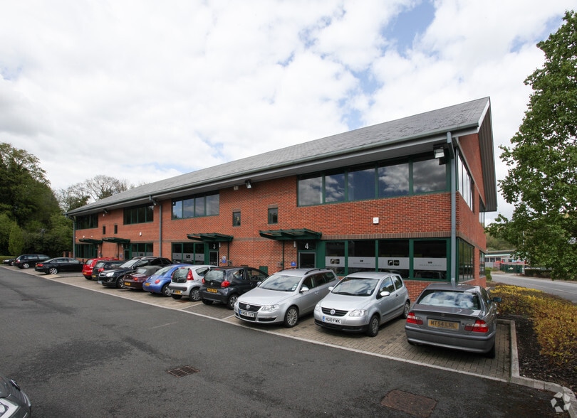 Blenheim Rd, Marlborough to rent - Building Photo - Image 3 of 3