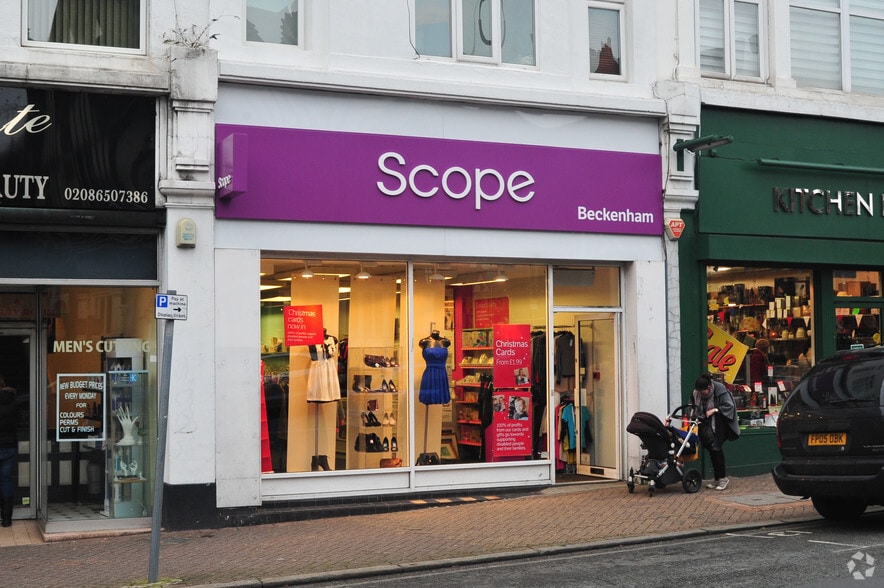 222 High St, Beckenham to rent - Building Photo - Image 2 of 3