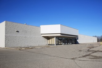 1215 N State St, Fairmont, MN for sale Primary Photo- Image 1 of 1