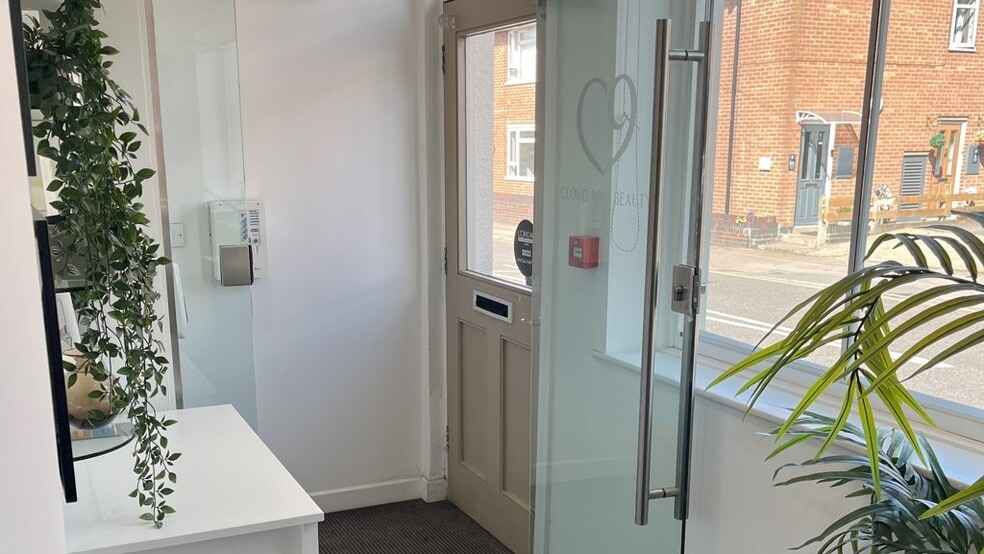 9 Leicester Rd, Narborough to rent - Interior Photo - Image 3 of 8