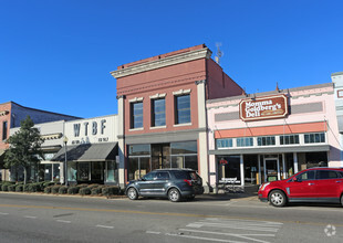 68 W Court Sq, Troy, AL for sale Primary Photo- Image 1 of 1