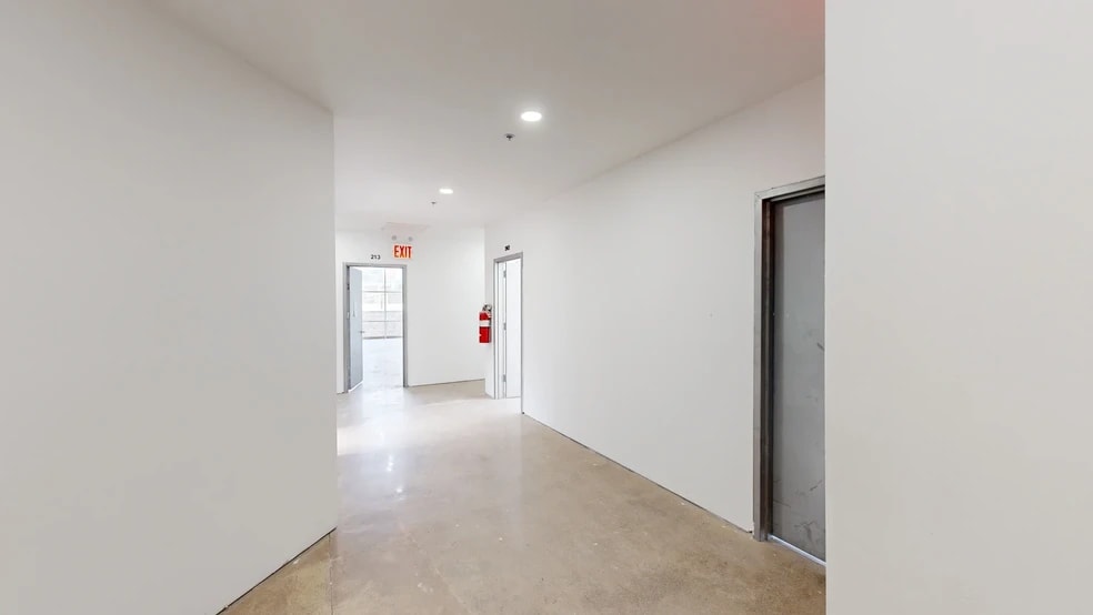 4322 36th St, Long Island City, NY for rent - Matterport 3D Scan - Image 2 of 19