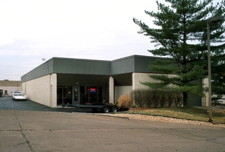 More details for 12 Millpark Ct, Maryland Heights, MO - Industrial for Sale