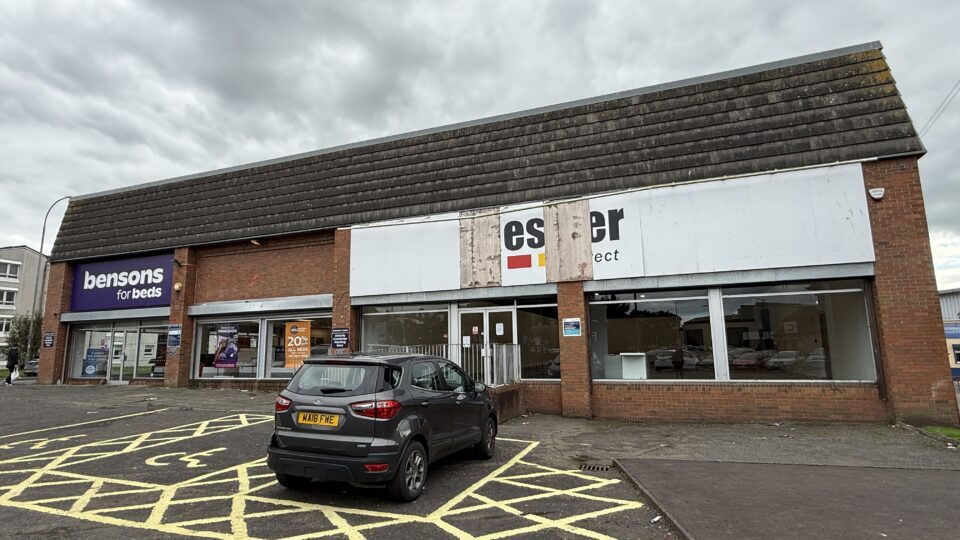 7 Armour St, Kilmarnock to rent Building Photo- Image 1 of 1