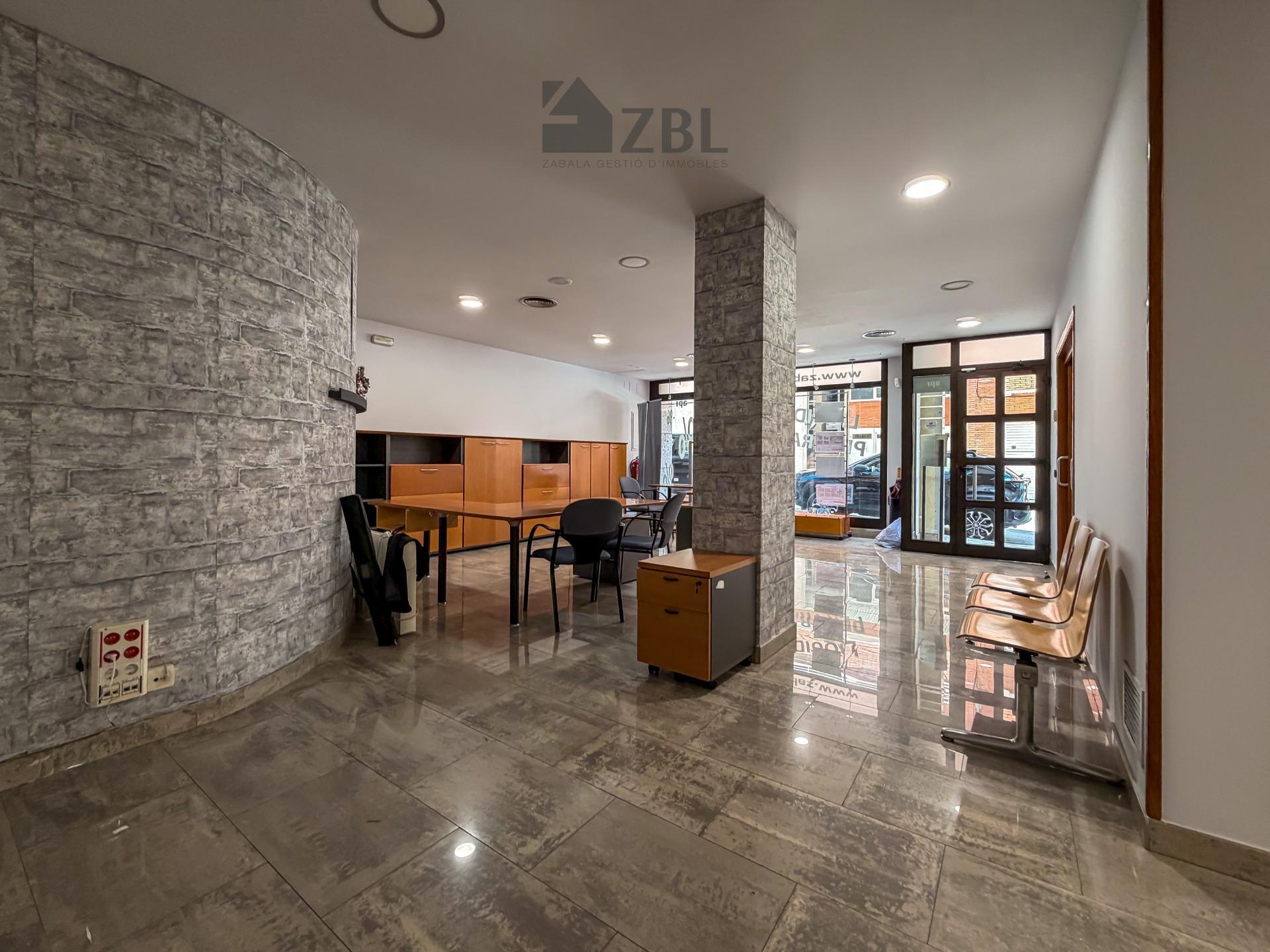 Office in Manresa, Barcelona to rent Interior Photo- Image 1 of 2