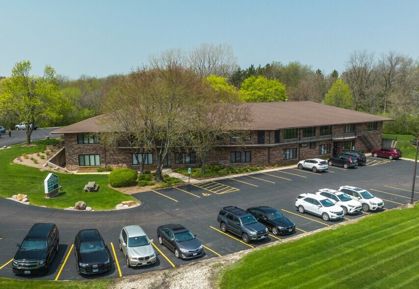 690 N Route 31, Crystal Lake, IL 60012 College Hill Professional