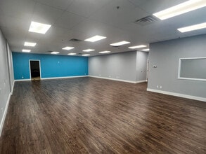 1501-1525 E Highway 13 E, Burnsville, MN to rent Building Photo- Image 2 of 3