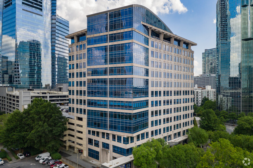 3348 Peachtree Rd NE, Atlanta, GA for rent - Building Photo - Image 1 of 10