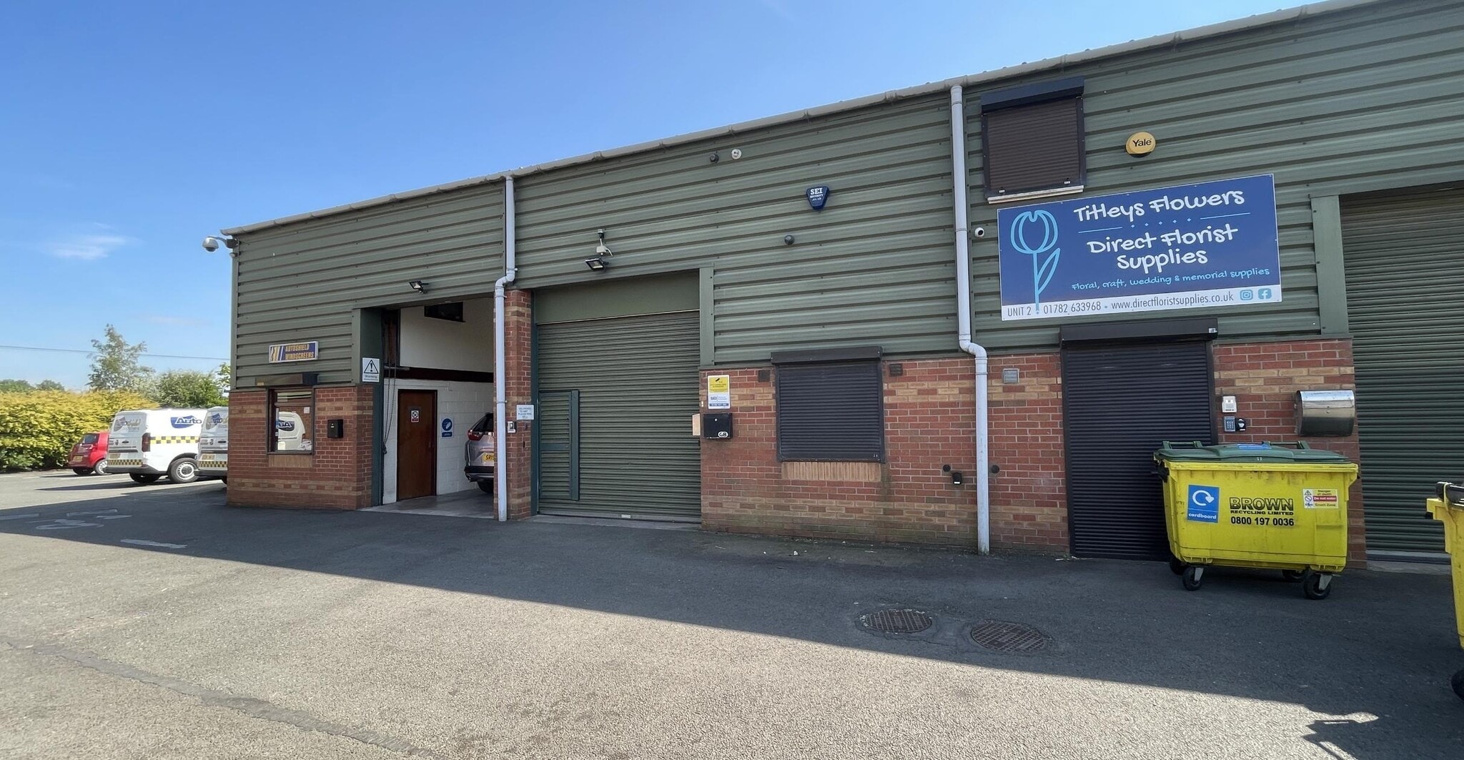 Canal Ln, Stoke On Trent to rent Building Photo- Image 1 of 4