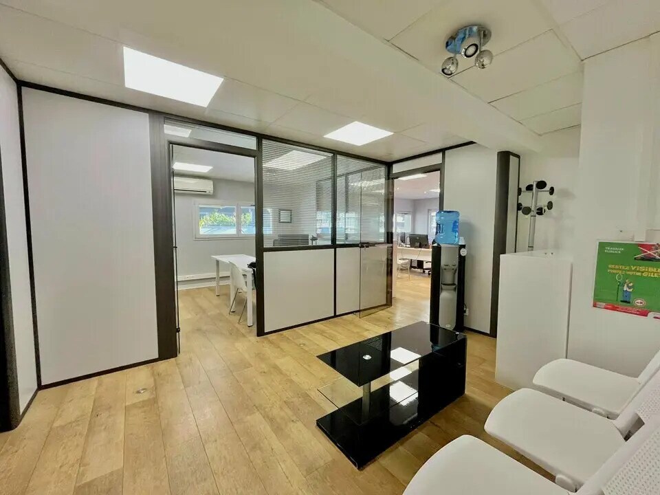 Office in Nice for sale Interior Photo- Image 1 of 6