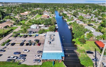 3445 Griffin Rd, Fort Lauderdale, FL - AERIAL  map view