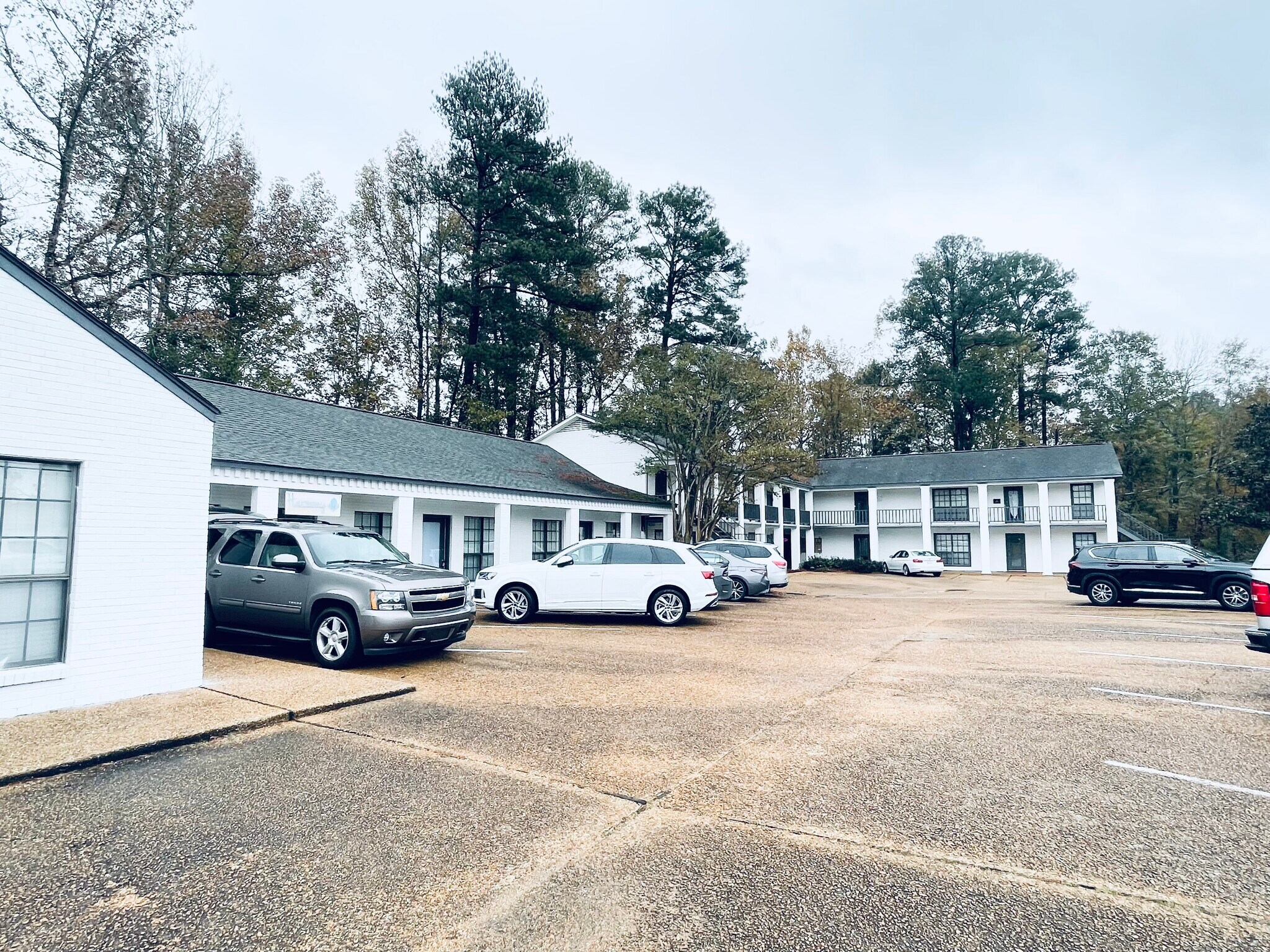 5719 Highway 25, Flowood, MS to rent Building Photo- Image 1 of 10