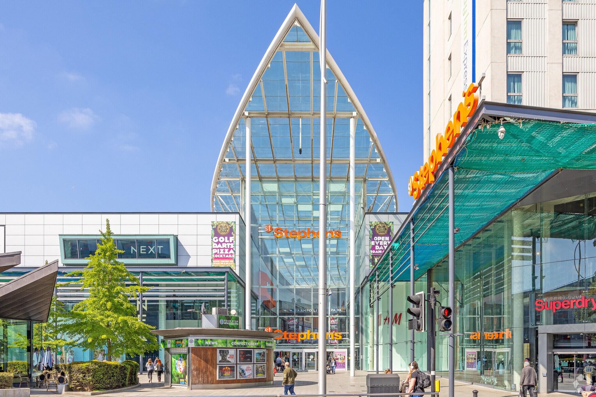 Ferensway, Hull to rent Building Photo- Image 1 of 13